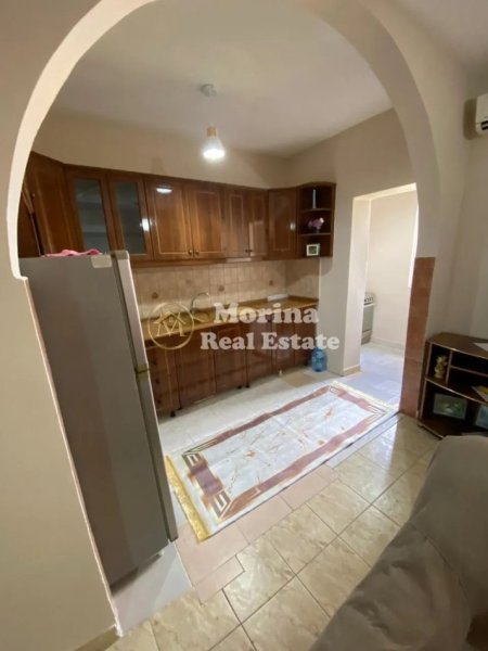 Tirane, jepet me qera apartament 2+1 Kati 5, 100 m² 650 € (Rruga Elbasanit, Ambasada Amerikane)