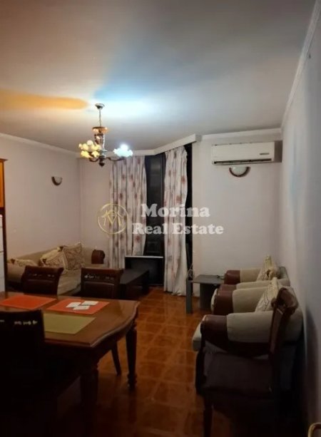 Tirane, jepet me qera apartament 2+1 Kati 4, 105 m² 550 € (21 Dhjetori)