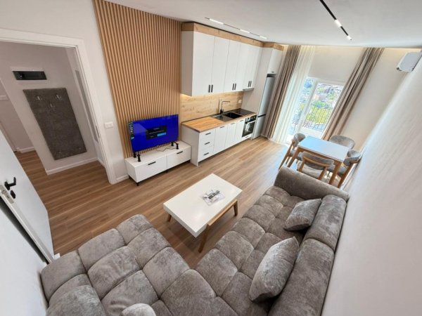 Tirane, jepet me qera apartament 2+1 Kati 5, 80 m² 125.000 € 