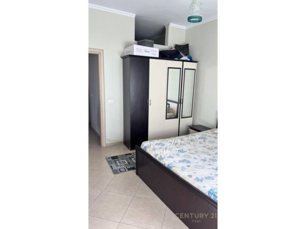 Tirane, jap me qera apartament 1+1 Kati 4, 75 m² 500 € (Kodra e Diellit)