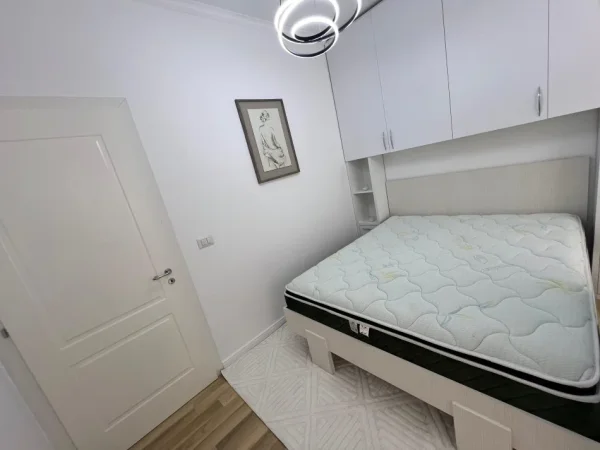 Tirane, shes apartament 2+1 Kati 4, 67 m² 