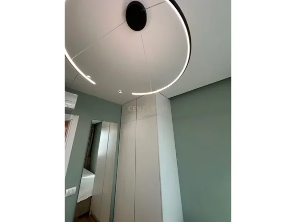 Tirane, jepet me qera apartament 3+1+Aneks Kati 11, 120 m² 1.200 € 