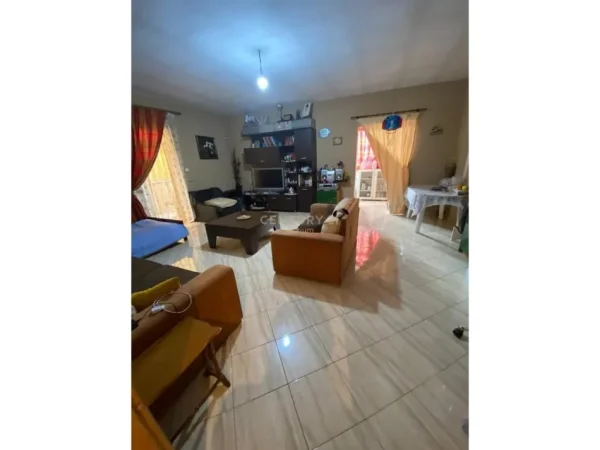 Tirane, shes apartament 1+1+Ballkon Kati 9, 96 m² 150.000 € (21dhjetori)