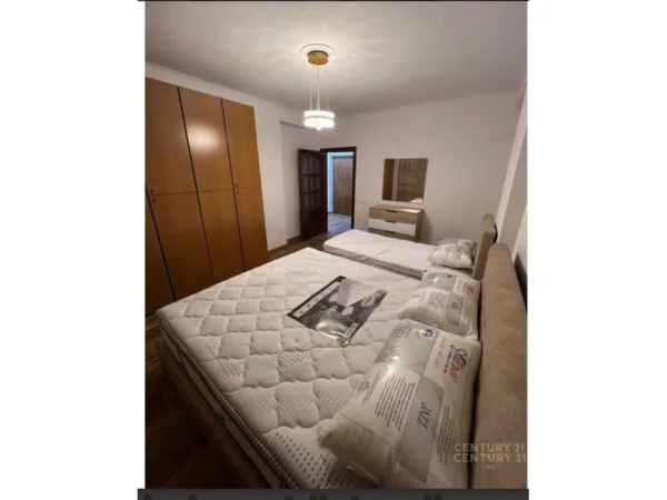 Tirane, shes apartament Kati 2, 68 m² 160.000 € (Pazari Ri)