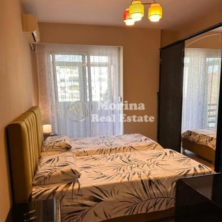 Tirane, jepet me qera apartament 2+1 Kati 2, 82 m² 650 € (Kopshti Botanik)
