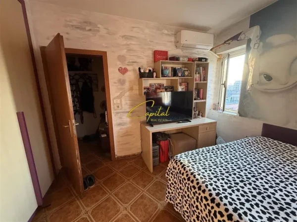Tirane, jepet me qera apartament 2+1 Kati 5, 79 m² 550 € (ISH STACIONI TRENIT)