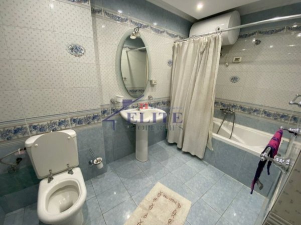 Tirane, jepet me qera apartament 3+1+Aneks Kati 5, 125 m² 1.200 € 