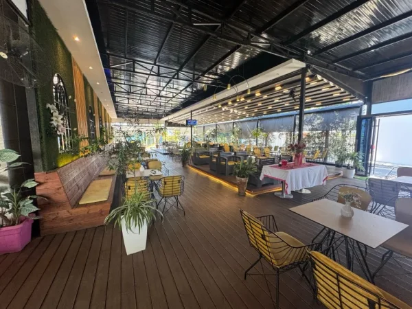 🏢 Jepet me Qira – Njësi Komerciale + Tokë 📍 Paskuqan, vetëm 5 minuta nga Unaza e Madhe, Tiranë