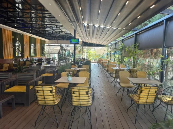 🏢 Jepet me Qira – Njësi Komerciale + Tokë 📍 Paskuqan, vetëm 5 minuta nga Unaza e Madhe, Tiranë