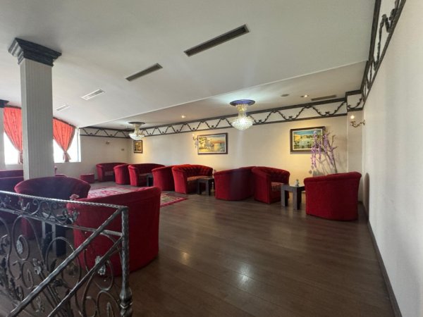 🏢 Jepet me Qira – Njësi Komerciale + Tokë 📍 Paskuqan, vetëm 5 minuta nga Unaza e Madhe, Tiranë