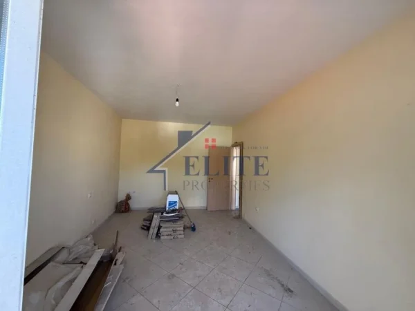 Tirane, shitet apartament 2+1+Ballkon Kati 2, 105 m² 130.000 € 