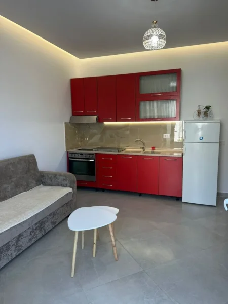 Durres, jepet me qera shtepi 1+1+Aneks Kati 1, (SPITALLE AFER UNIVERSITETIT, 2 vajza ose cift)