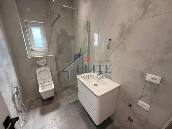 Tirane, shitet apartament 1+1+Ballkon Kati 3, 55 m² 91.443 € 