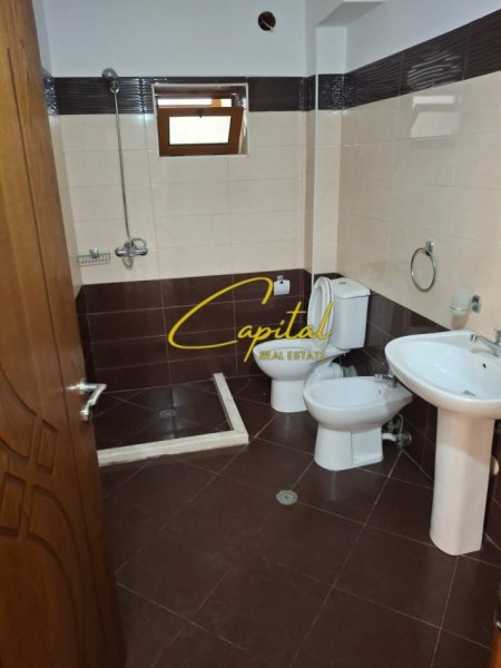 Tirane, shitet apartament 1+1 Kati 4, 62 m² 58.000 € (KAMEZ)