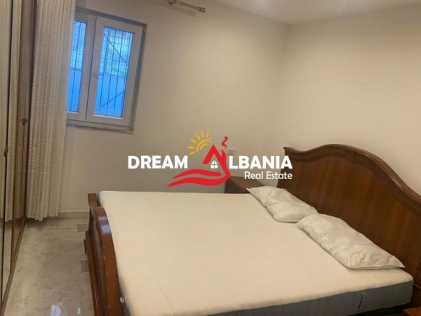Tirane, jepet me qera shtepi 1+1 , 65 m² 500 € (Tek Ish Fusha e Aviacionit)