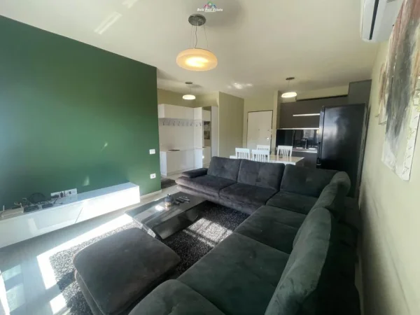 Tirane, jepet me qera apartament 2+1 Kati 3, 78 m² 90.000 leke te reja(stadiumi dinamo)