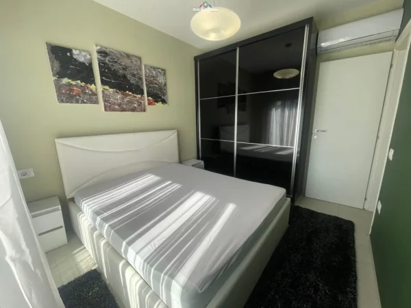 Tirane, jepet me qera apartament 2+1 Kati 3, 78 m² 90.000 leke te reja(stadiumi dinamo)