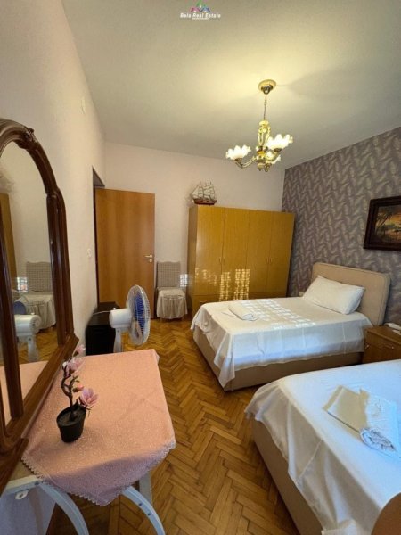 Tirane, jepet me qera apartament 1+1+Ballkon Kati 5, 65 m² 170.000 € (myslym shyri)