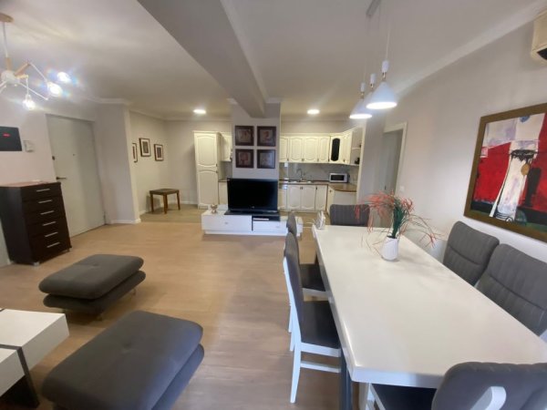 Tirane, jap me qera apartament 3+1 Kati 6, 126 m² 1.200 € (sulejman pasha)
