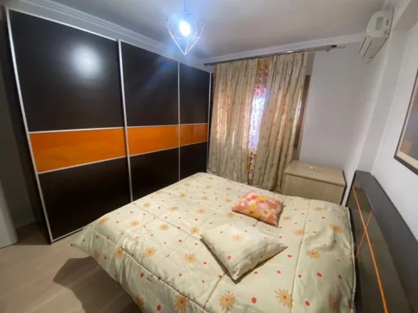 Tirane, jap me qera apartament 3+1 Kati 6, 126 m² 1.100 € (sulejman pasha)