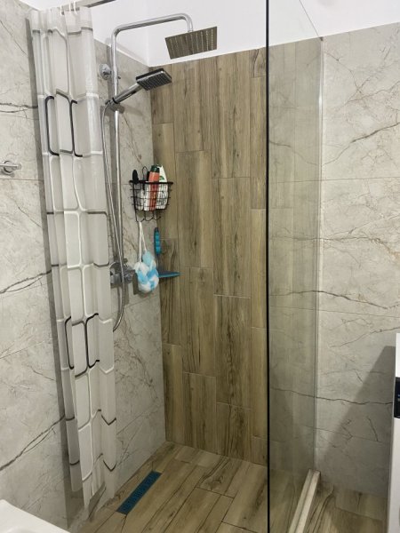 Durres Plazh, jepet me qera apartament 1+1+Aneks+Ballkon Kati 3, 470 € 