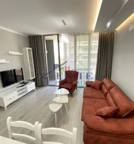 Tirane, jepet me qera apartament 2+1+Ballkon Kati 6, 105 m² 600 € (Fiori di Bosko)