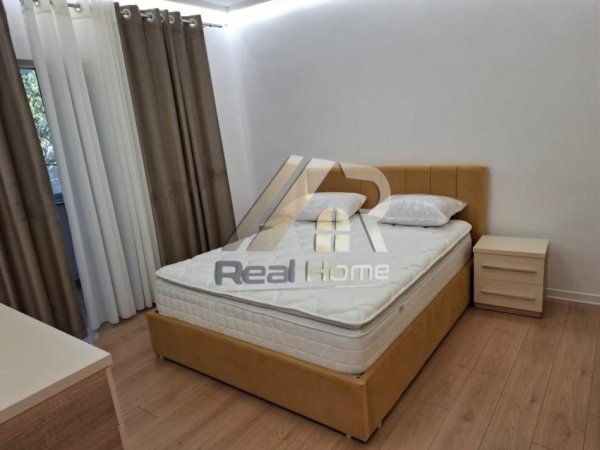 Tirane, jepet me qera apartament 1+1+Ballkon Kati 3, 75 m² 548 € (Siri kodra)