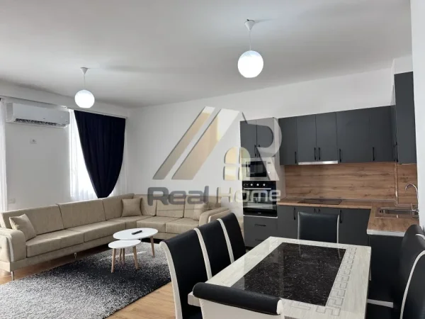 Tirane, jepet me qera apartament 2+1+Ballkon Kati 5, 113 m² 590 € (Teodor Keko)