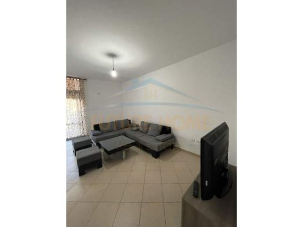 Tirane, jepet me qera apartament 2+1+BLK Kati 4, 90 m² 320 Euro