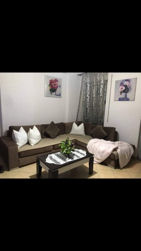 Tirane, jepet me qera apartament 1+1 Kati 5, 60 m² 35.000 Leke (Pallatet e Shushices, Mbrapa Qendres Globe)