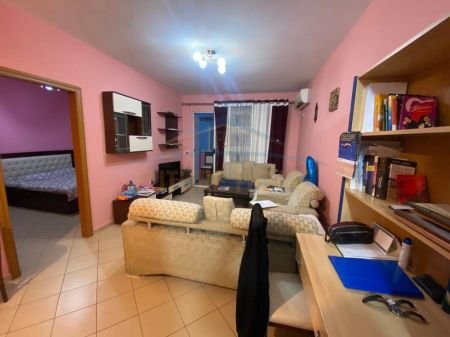 Tirane, shitet apartament 1+1 Kati 4, 66 m² 69.700 Euro