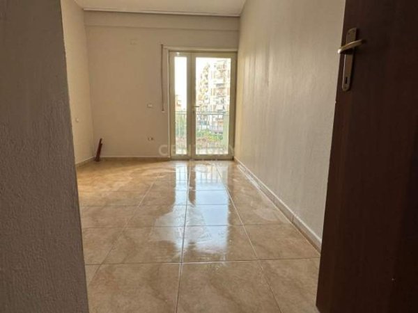 Tirane, shitet 1+1 Kati 3, 57 m² 87.000 Euro