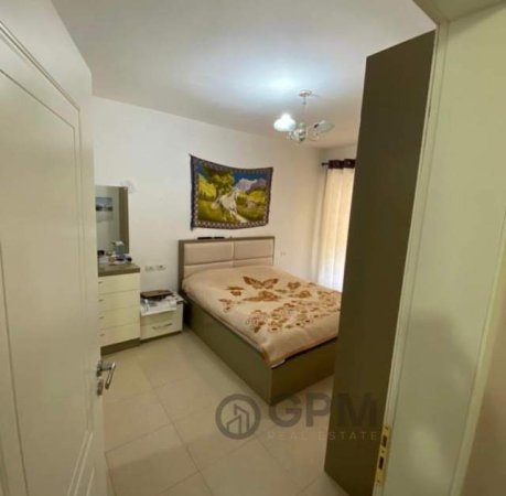 Tirane, shitet apartament 2+1 Kati 4, 118 m² 950 Euro/m2 (Yzberisht)