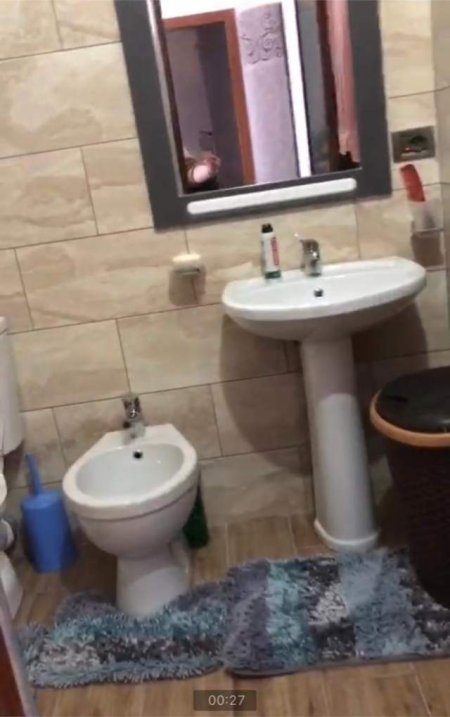 Tirane, jepet me qera apartament 1+1+BLK Kati 2, 60 m² 30.000 Leke (prane Hotel Palma)