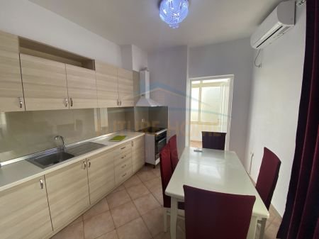 Tirane, jepet me qera apartament 1+1+BLK Kati 2, 62 m² 280 Euro