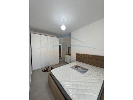 Tirane, jepet me qera apartament 2+1+BLK Kati 5, 102 m² 400 Euro