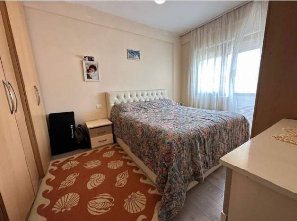 Tirane, shitet apartament 2+1+BLK Kati 3, 82 m² 120.000 Euro (kopshti botanik)