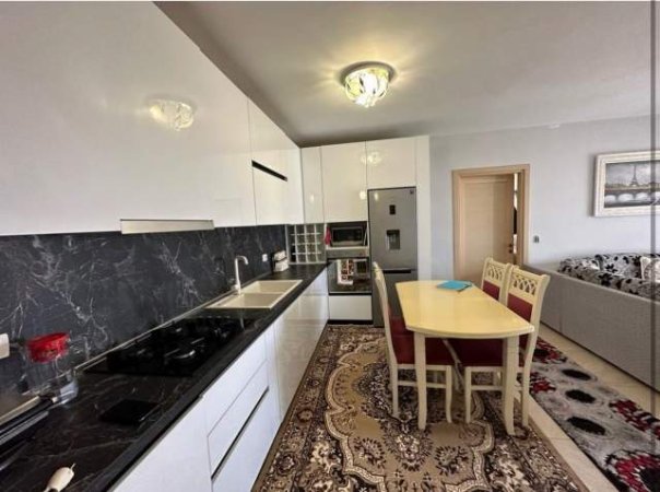 Tirane, shitet apartament 2+1+BLK Kati 3, 82 m² 120.000 Euro (kopshti botanik)