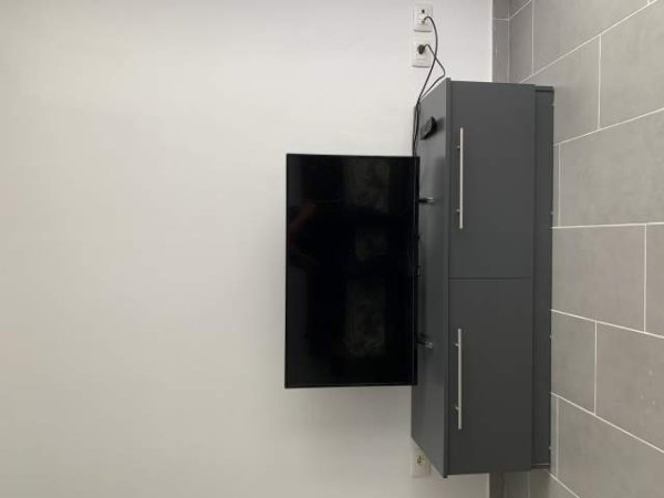 Vlore, jepet me qera apartament 1+1+BLK Kati 1, Euro (Plazhi I vjeter)