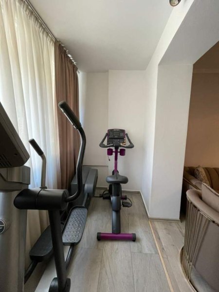 Tirane, jepet me qera apartament 2+1+A+BLK Kati 2, 1.000 Euro (Myslym Shyri)