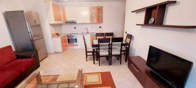 Tirane, jepet me qera apartament 2+1+BLK Kati 6, 94 m² 45.000 Leke (Aleksander Moisiu)