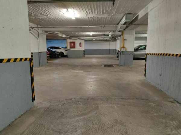 Tirane, shes garazh Kati -1, 40 m² 30.000 Euro (delijorgji)