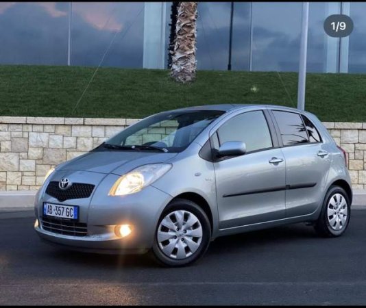 Vlore, shitet makine Toyota yaris Viti 2007, 5.600 Euro