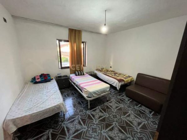 Tirane, jepet me qera apartament 1+1 Kati 2, 50 m² 250 Euro (21 Dhjetori)