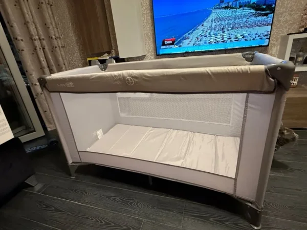 Tirane, shes Krevat per femije ne udhetime + dyshek PRENATAL ( portativ ) 100 €