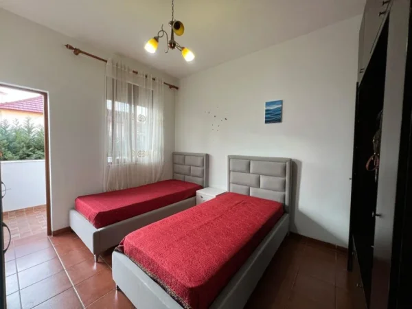 Tirane, shitet apartament 2+1+Ballkon Kati 3, 85 m² 85.000 € 