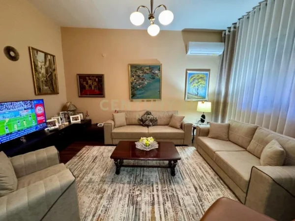 Tirane, shitet Vile 3 Katshe Kati 3, 112 m² 545.000 € (Siri Kodra)