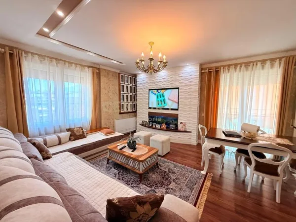 Tirane, jepet me qera apartament 2+1+Aneks+Ballkon Kati 7, 130 m² 900 € (Astir)