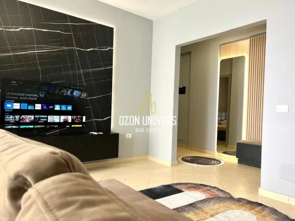 Tirane, jepet me qera apartament 2+1 Kati 7, 100 m² 600 € (Astir)