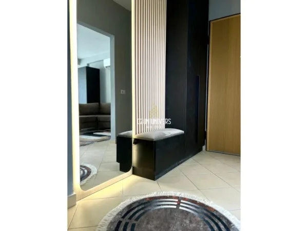 Tirane, jepet me qera apartament 2+1 Kati 7, 100 m² 600 € (Astir)